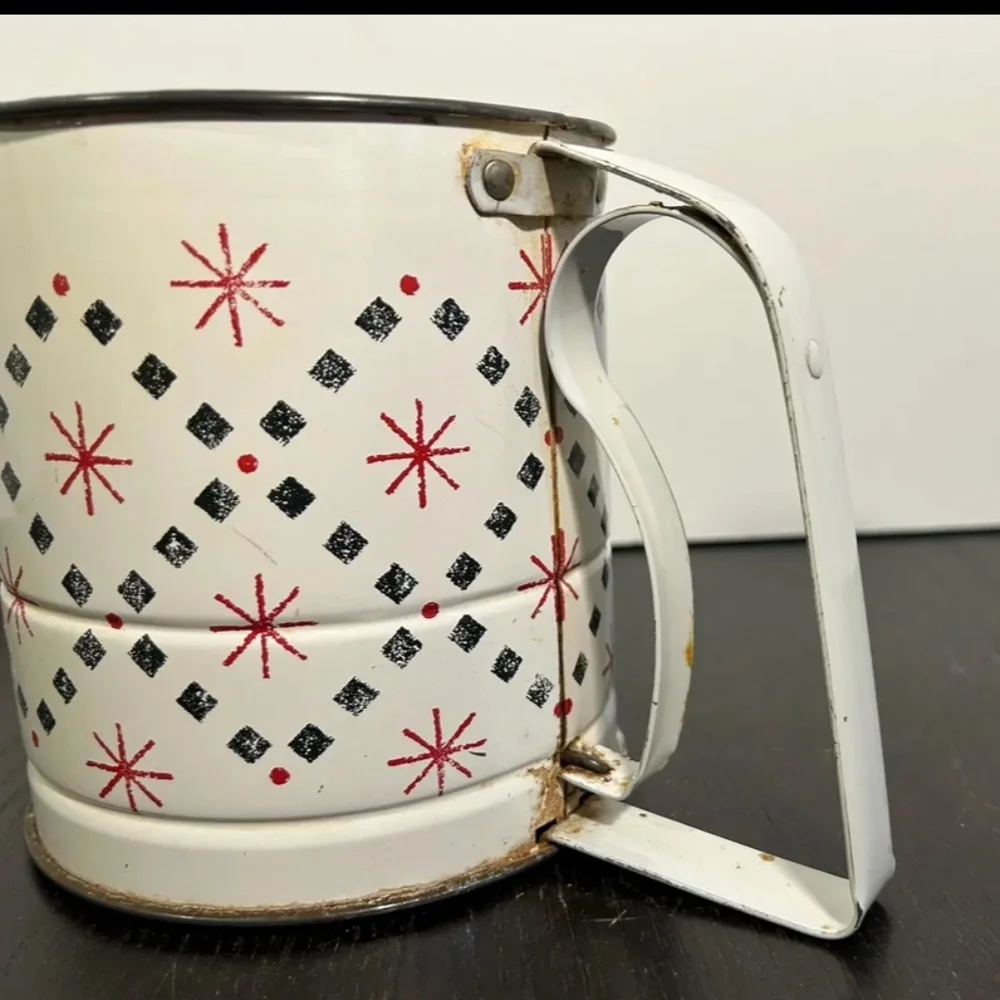 Vintage Androck 1950's 3 Screen Tin Flour Sifter